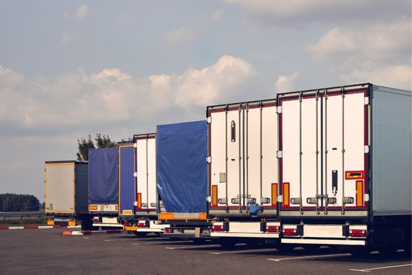 Lunghezza motrice: misure e dimensioni massime nei trasporti